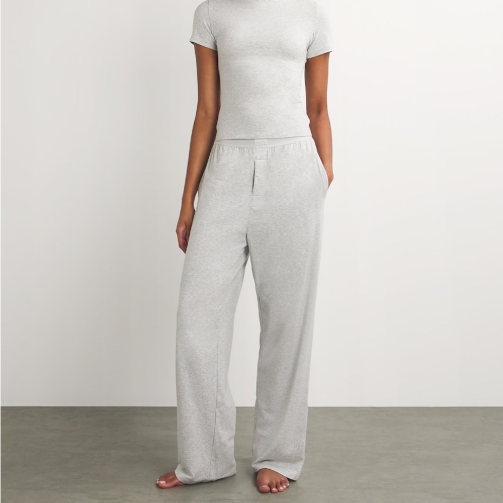 ❌SOLD❌SKIMS Boyfriend Lounge Pants - NWT - Picture 1 of 6